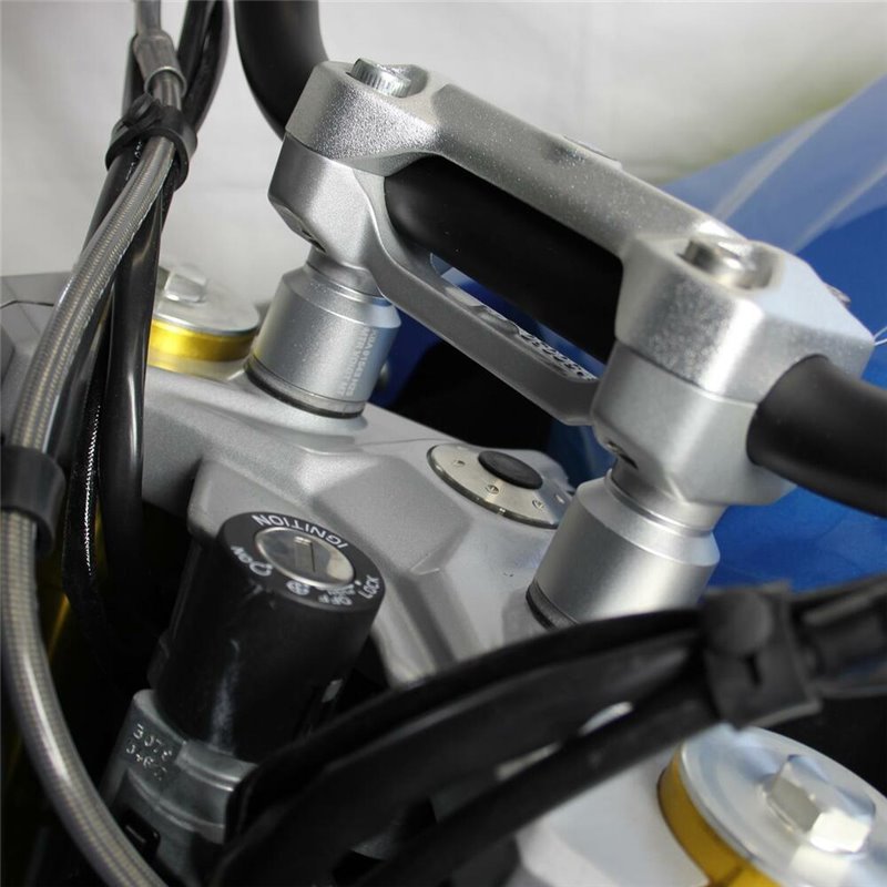 Voigt MT Risers Handlebar H25 | 25mm silver | BMW G310 (GS/R)»Motorlook.nl»4067466019591